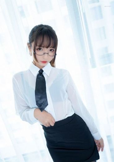 夫人别抠了你老公有亿万家产短剧