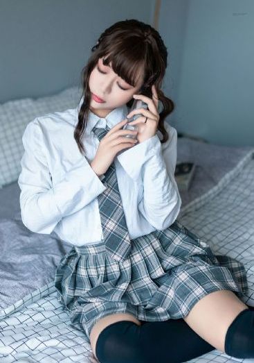 森泽佳奈女教师无删减版