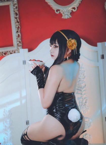 鬼剧院之惊青艳女郎